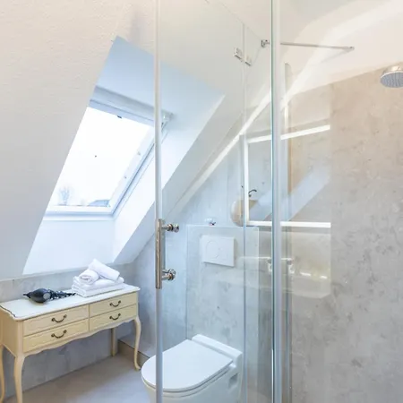 公寓 Luettjelove *