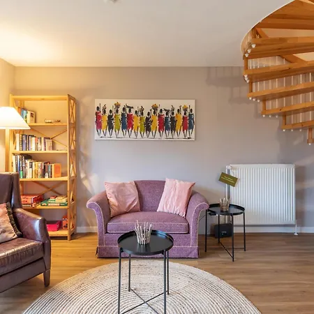 Luettjelove 公寓 *