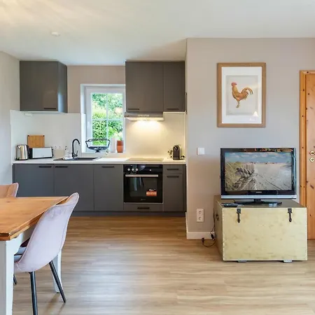 Apartament Luettjelove *